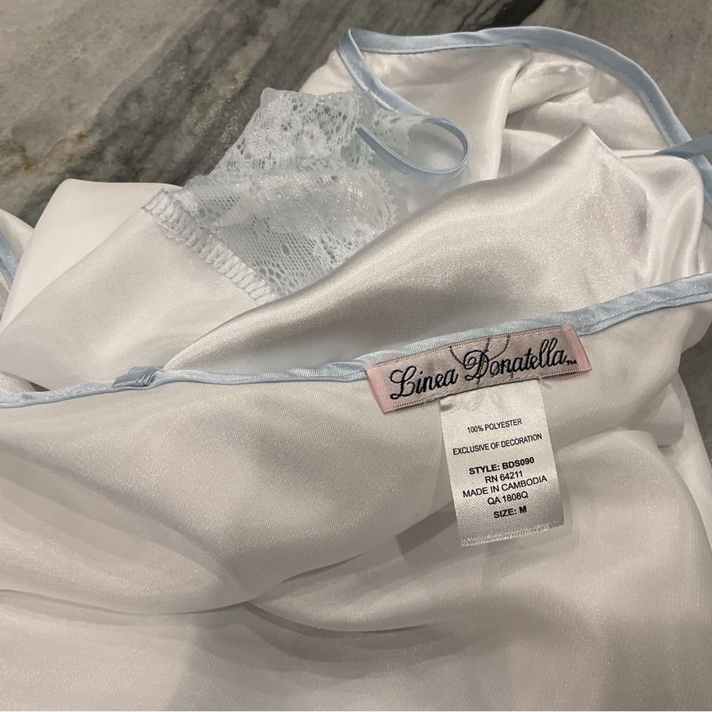 Linea Donatella Bridal Satin Lace-Trim Robe & Chemise Set - Picture 16 of 16